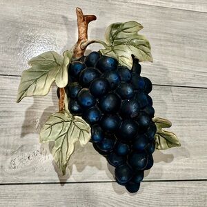 Napco Japan VTG Chalkware Ceramic Grape Cluster